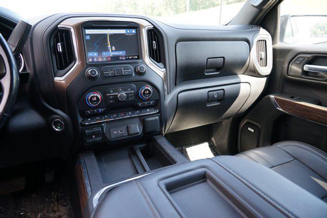 Photo of 2021 Black Chevrolet Silverado 1500