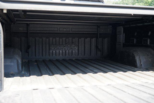 Photo of 2021 Black Chevrolet Silverado 1500