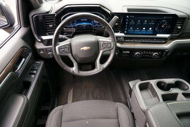 Photo of 2022 Northsky Blue Metallic Chevrolet Silverado 1500
