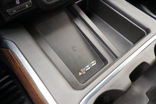 Photo of 2022 Silver Ice Metallic Chevrolet Silverado 3500