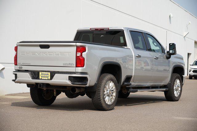Photo of 2022 Silver Ice Metallic Chevrolet Silverado 3500