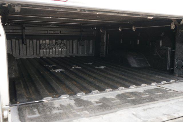 Photo of 2022 Silver Ice Metallic Chevrolet Silverado 3500