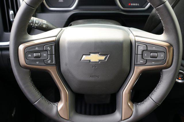 Photo of 2022 Silver Ice Metallic Chevrolet Silverado 3500