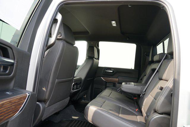 Photo of 2022 Silver Ice Metallic Chevrolet Silverado 3500