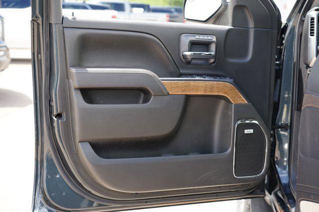 Photo of 2017 Graphite Metallic Chevrolet Silverado 1500