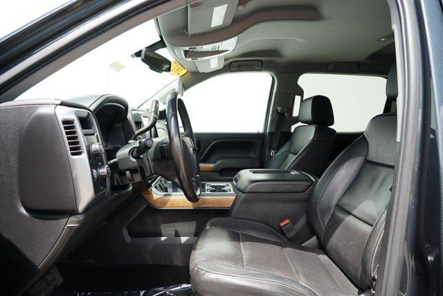Photo of 2017 Graphite Metallic Chevrolet Silverado 1500