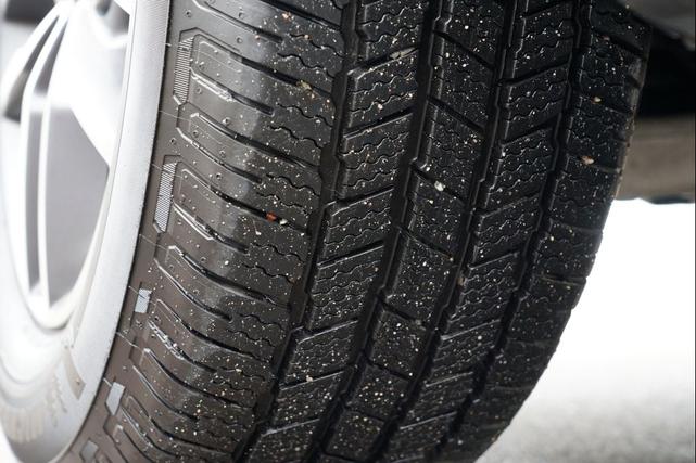 Photo of 2020 Bright White Clearcoat Jeep Grand Cherokee