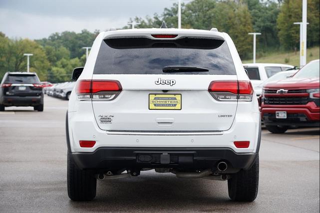 Photo of 2020 Bright White Clearcoat Jeep Grand Cherokee