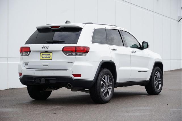 Photo of 2020 Bright White Clearcoat Jeep Grand Cherokee