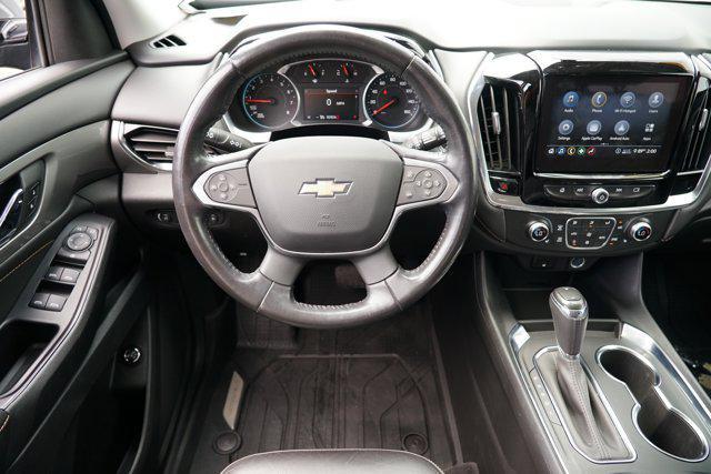 Photo of 2020 Satin Steel Metallic Chevrolet Traverse