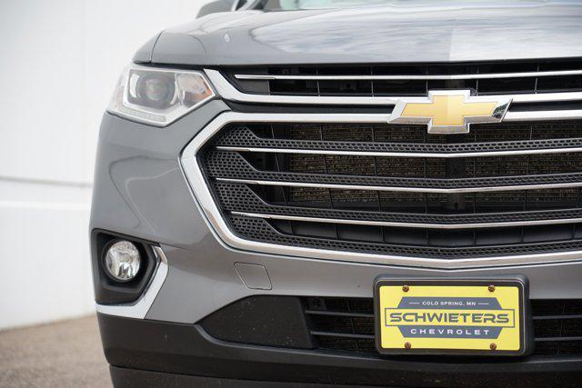 Photo of 2020 Satin Steel Metallic Chevrolet Traverse