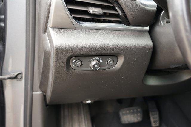 Photo of 2020 Satin Steel Metallic Chevrolet Traverse