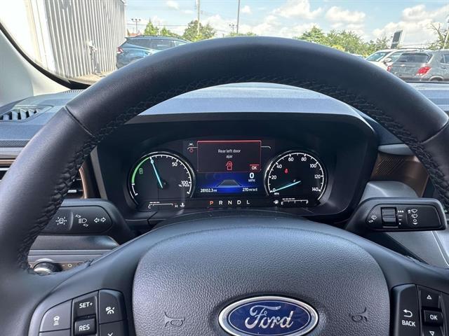 Photo of 2024 ATLAS BLUE METALL Ford Maverick