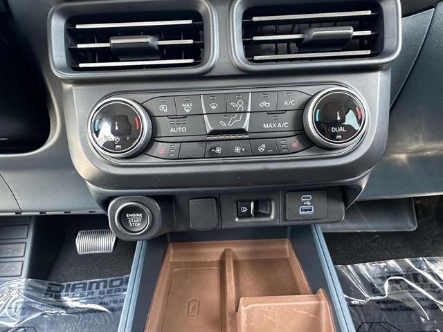 Photo of 2024 ATLAS BLUE METALL Ford Maverick