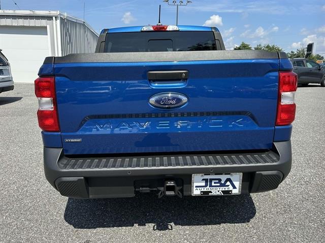 Photo of 2024 ATLAS BLUE METALL Ford Maverick