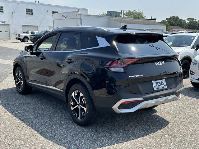 Photo of 2025 Ebony Black Kia Sportage