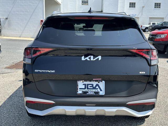 Photo of 2025 Ebony Black Kia Sportage
