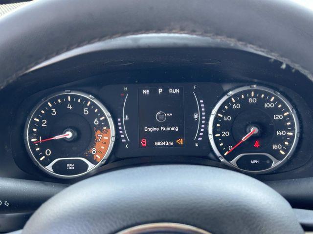 Photo of 2018 Granite Crystal Metallic Clearcoat Jeep Renegade