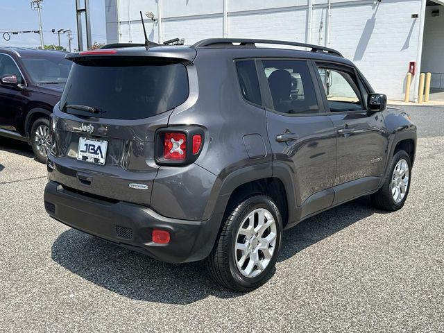 Photo of 2018 Granite Crystal Metallic Clearcoat Jeep Renegade
