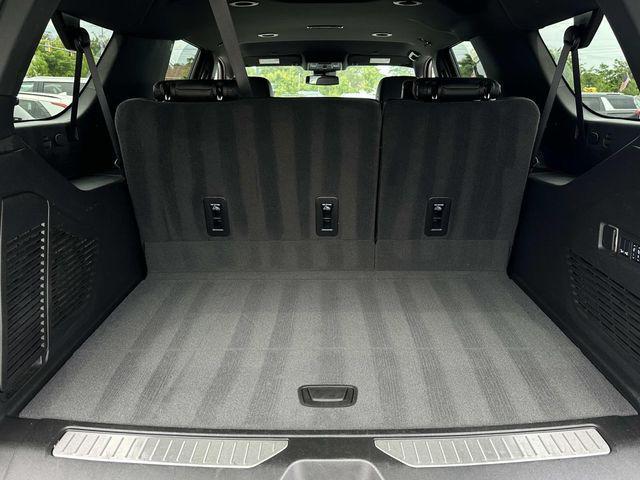 Photo of 2024 Black Chevrolet Suburban