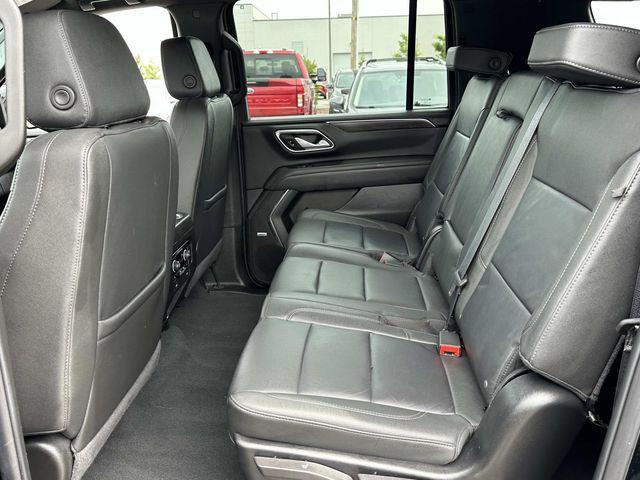 Photo of 2024 Black Chevrolet Suburban