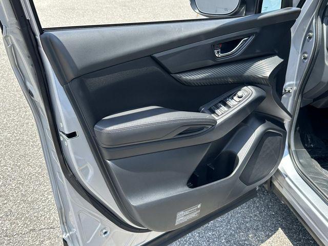Photo of 2024 Ice Silver Metallic Subaru Ascent