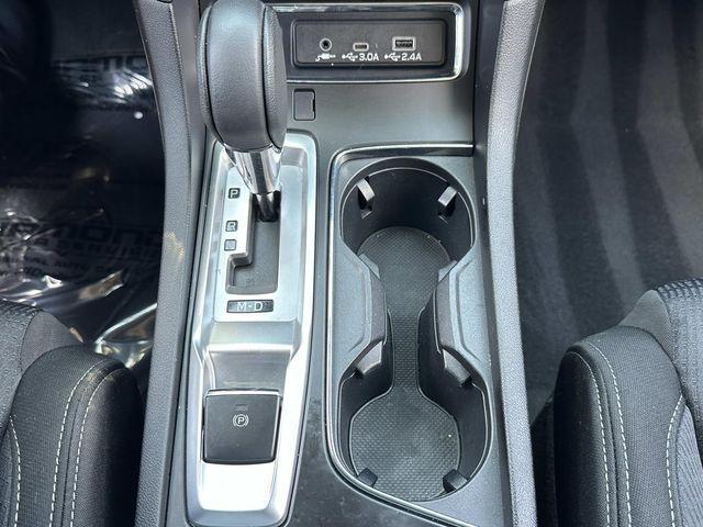 Photo of 2024 Ice Silver Metallic Subaru Ascent