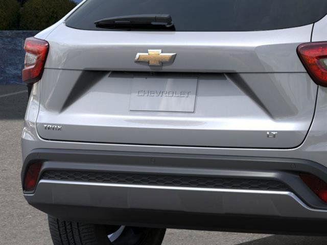 Photo of 2025 Sterling Gray Metallic Chevrolet Trax