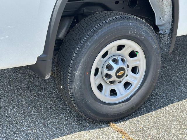 Photo of 2025 Summit White Chevrolet Silverado 2500