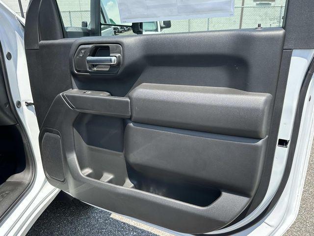 Photo of 2025 Summit White Chevrolet Silverado 2500