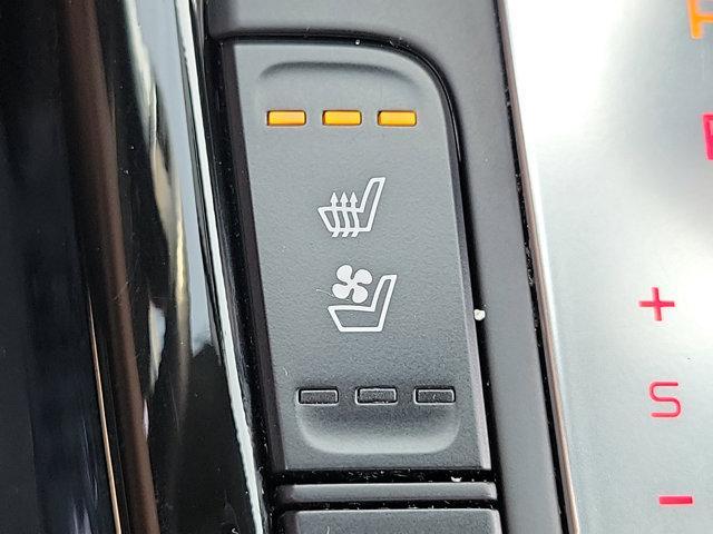 Photo of 2021 Aurora Black Kia Forte