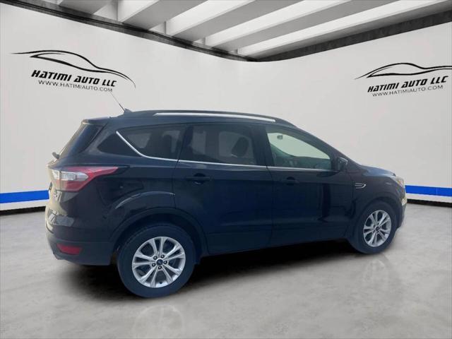 Photo of 2018 Black Ford Escape