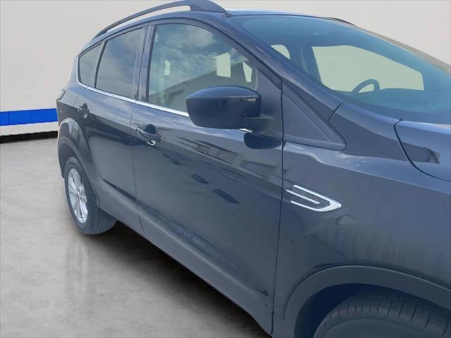 Photo of 2018 Black Ford Escape