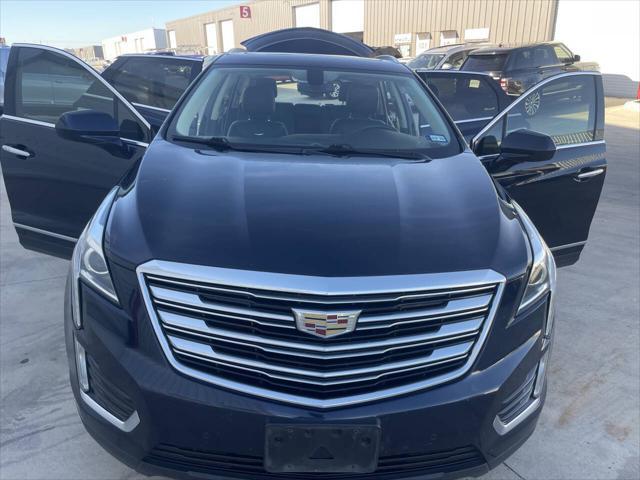 Photo of 2017 Blue Cadillac XT5