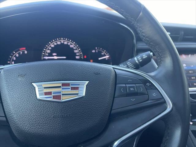 Photo of 2017 Blue Cadillac XT5
