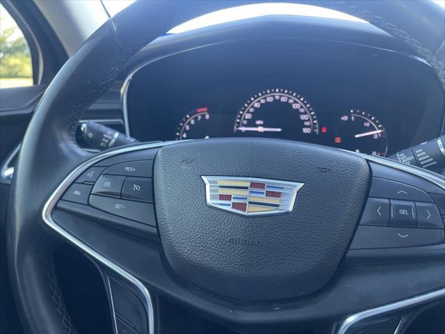 Photo of 2017 Blue Cadillac XT5