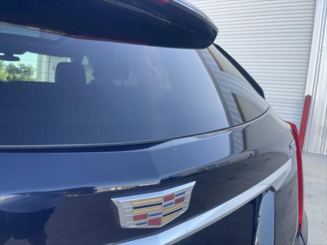 Photo of 2017 Blue Cadillac XT5