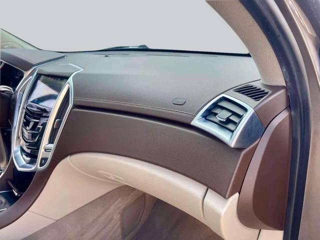 Photo of 2015 Brown Cadillac SRX