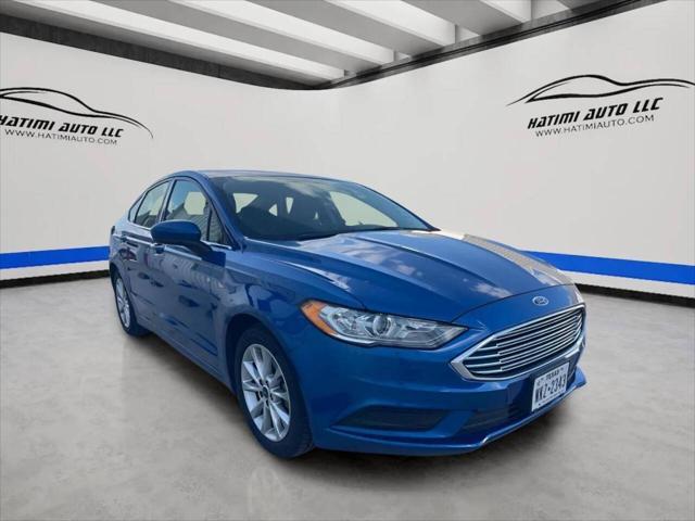 Photo of 2017 Blue Ford Fusion