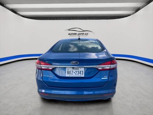 Photo of 2017 Blue Ford Fusion