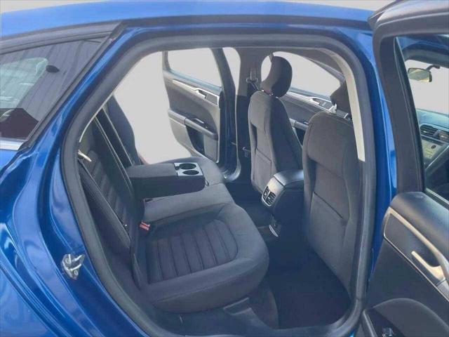 Photo of 2017 Blue Ford Fusion