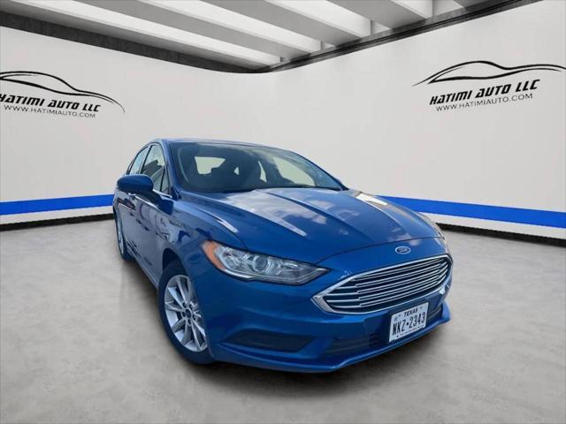 Photo of 2017 Blue Ford Fusion