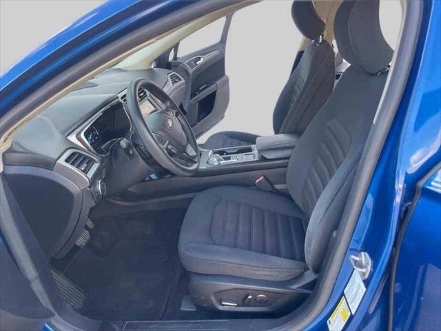 Photo of 2017 Blue Ford Fusion