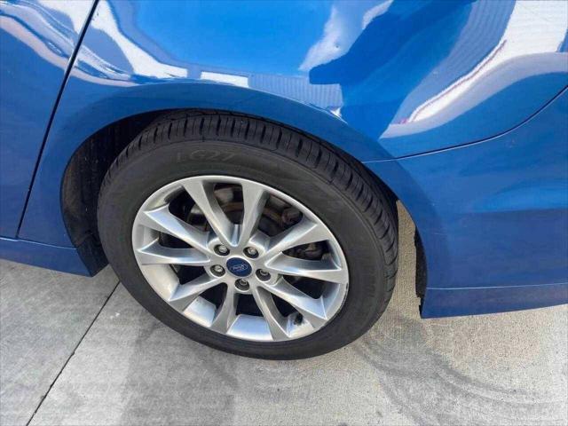 Photo of 2017 Blue Ford Fusion
