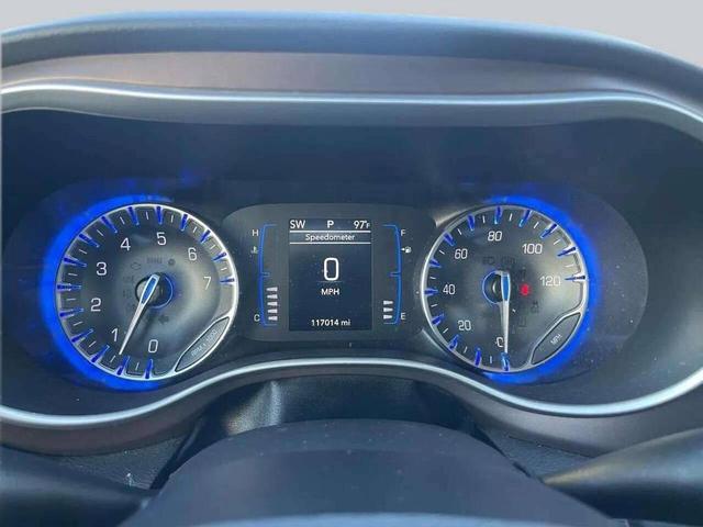 Photo of 2019 Blue Chrysler Pacifica