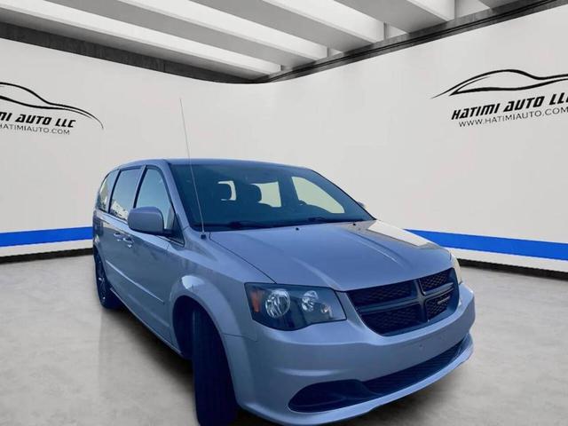 Photo of 2017 Silver Dodge Grand Caravan