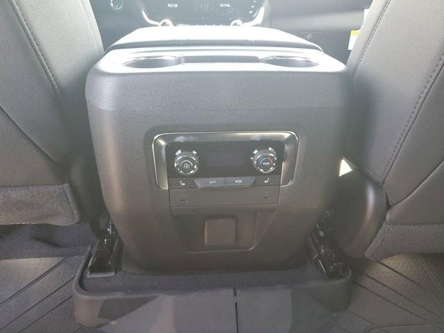 Photo of 2025  Chevrolet Suburban