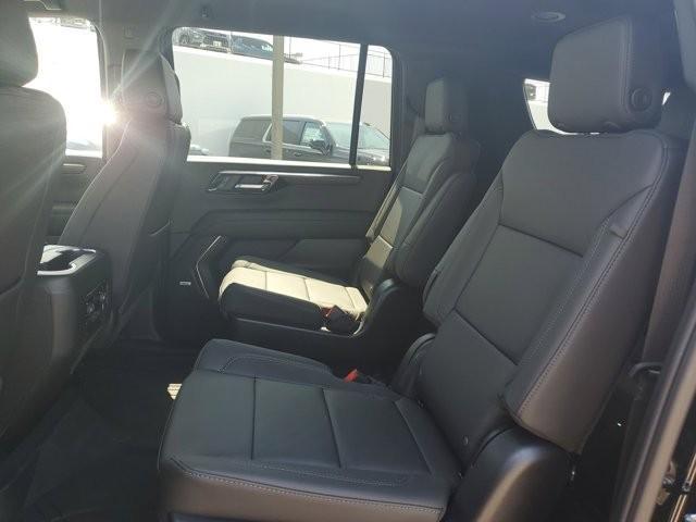 Photo of 2025  Chevrolet Suburban