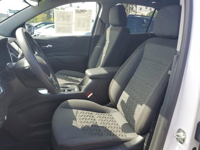 Photo of 2022 Summit White Chevrolet Equinox