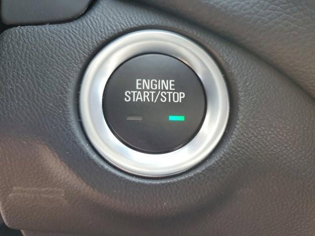 Photo of 2022 Summit White Chevrolet Equinox